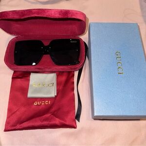 gucci oversized square sunglasses